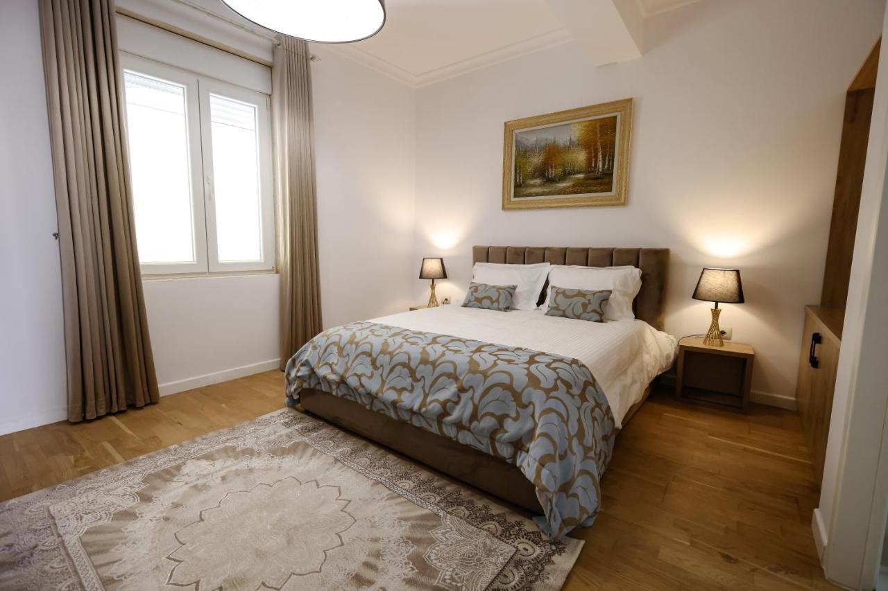 Vila Ferdinand Modern Rooms In Tirana'S Center Номер фото